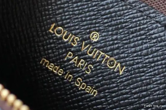 Frstbag ru VUITTON LOUIS VERSO RECTO CARD HOLDER 0511